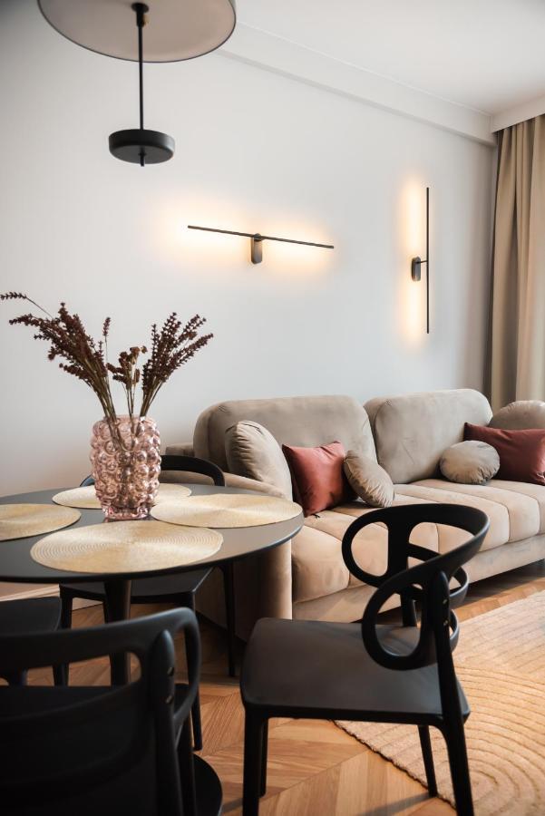 Remarkable City Centre Apartment วอร์ซอ ภายนอก รูปภาพ